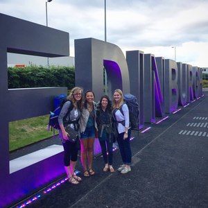 Meet your Posher, Carly